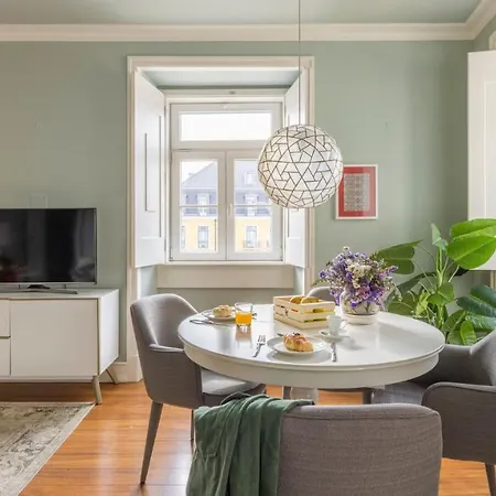 Appartement Plum Guide - Pen & Parchment Lissabon